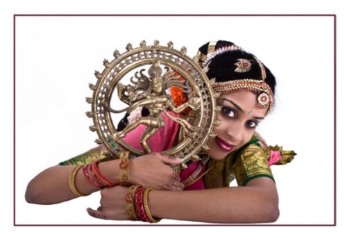 Reena Pathrose mit indischem Tanz auf dem Ayurveda Festival